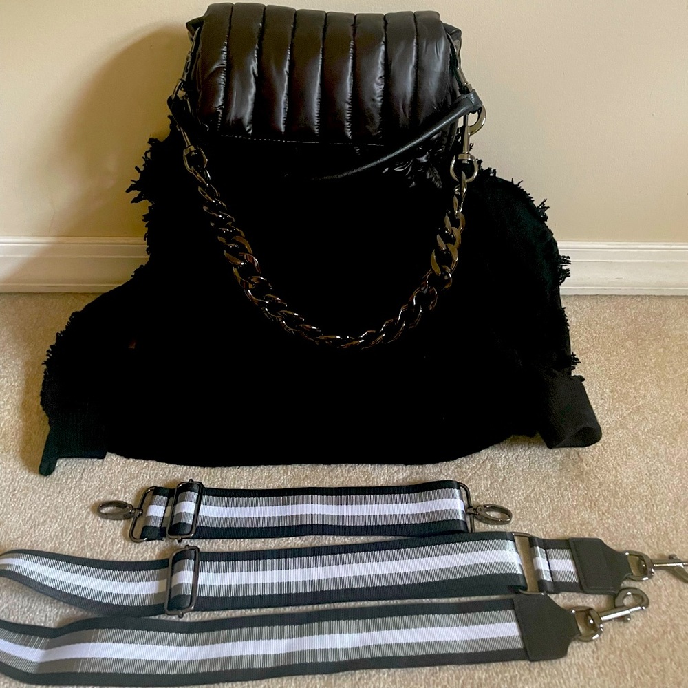 Think Royln black bar bag!